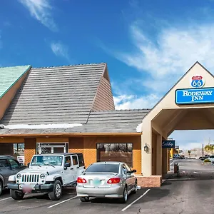 Rodeway East Hotel 2*