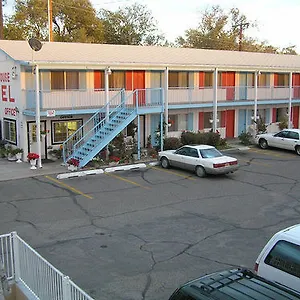 Hiway House