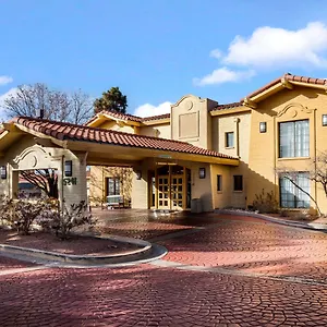 La Quinta By Wyndham Northeast