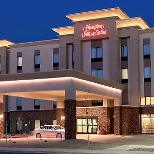 Hotell Hampton & Airport 3*