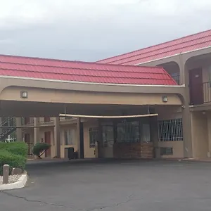 Tree & Hotel